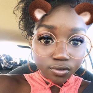 Meet your Posher, Jasmine